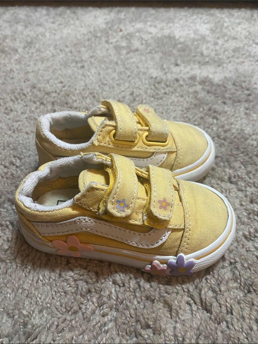 Vans Oldskool V Kids Yellow Canvas Velcro Floral Accent Sneakers Toddler Size 5
